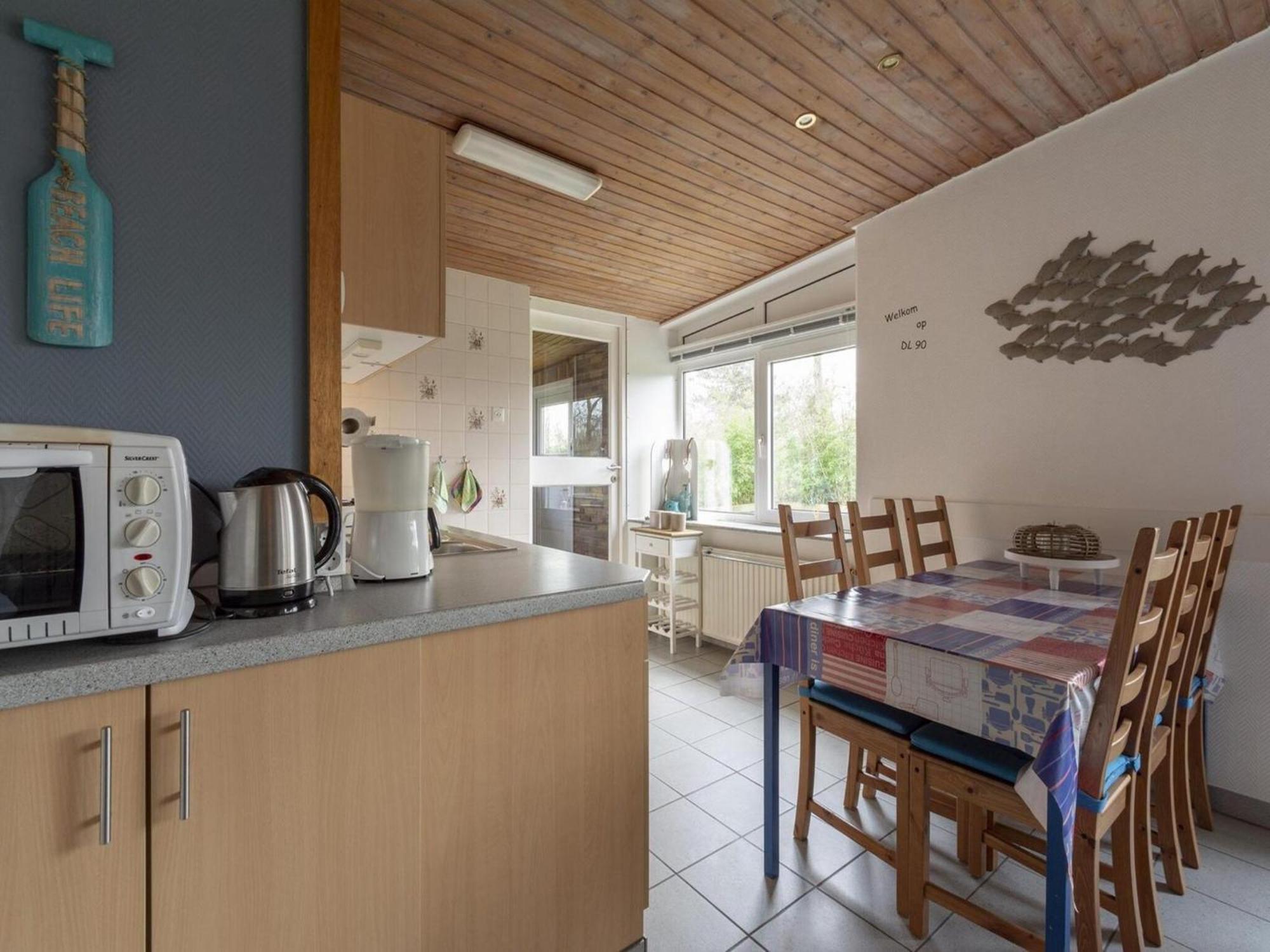 Stylish Beachside Bungalow With Patio Sint Maartensvlotbrug Esterno foto